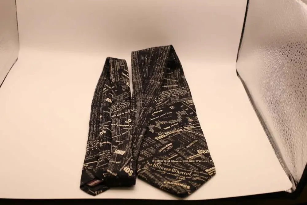 Museum Artifacts All Silk Stock Market Financial Newspaper Print Necktie